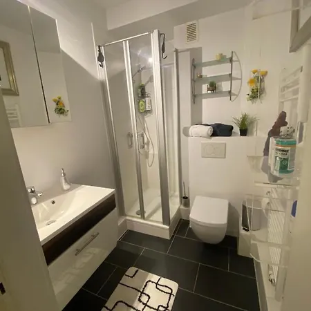 Privatapartment Relax-inn, Netflix & Sky Tv! *